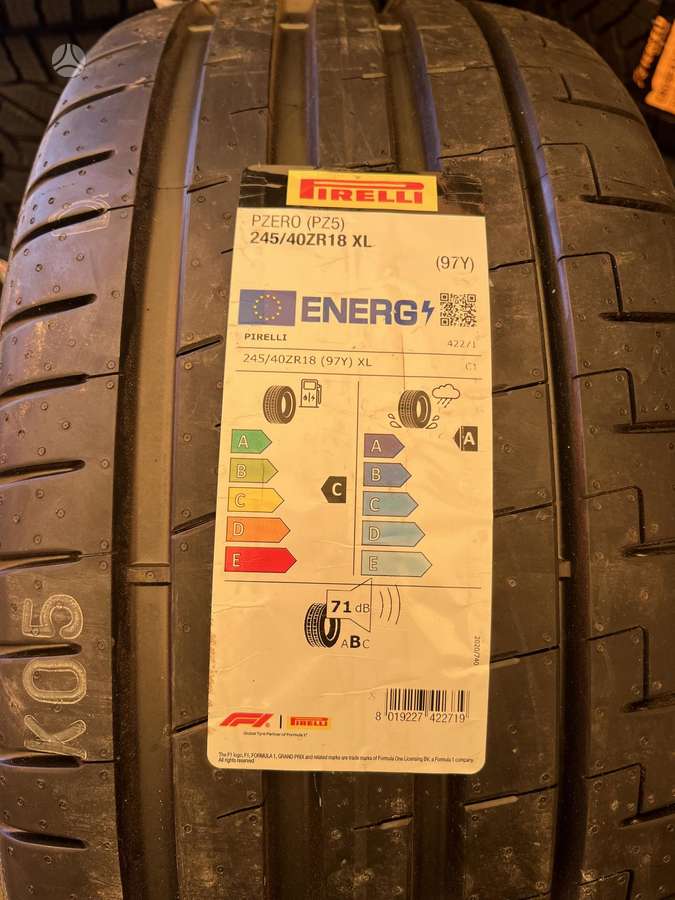 Pirelli Pzero PZ5, летние 245/40 R18
