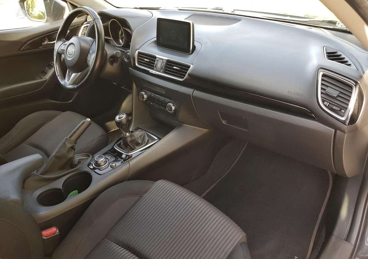 Mazda 3, 2.2 l., hečbekas
