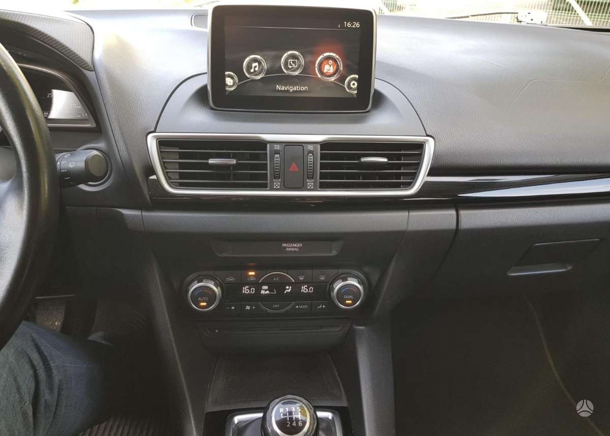 Mazda 3, 2.2 l., hatchback