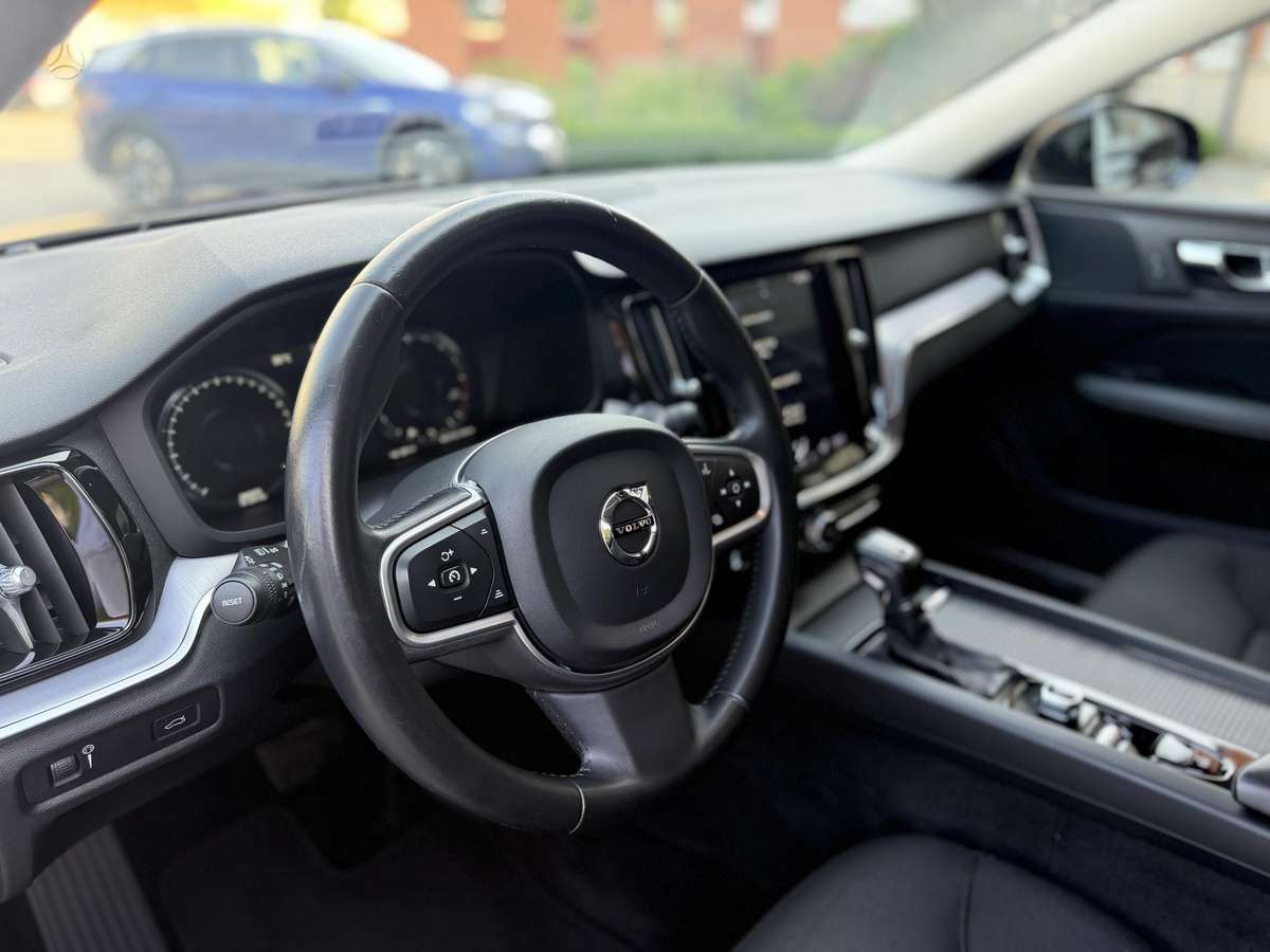 Volvo V60, 2.0 l., Универсал