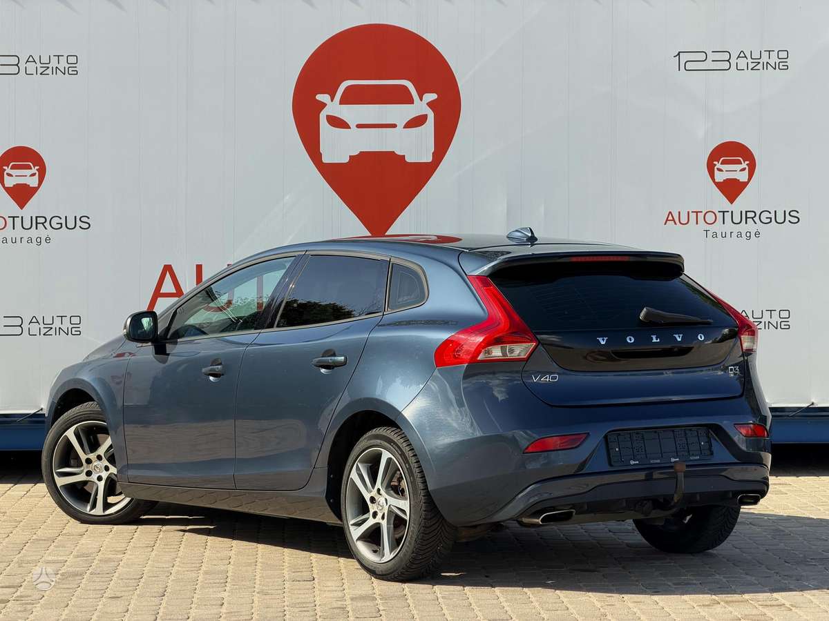Volvo V40, 2.0 l., hatchback