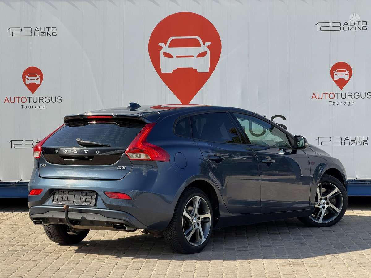 Volvo V40, 2.0 l., hatchback