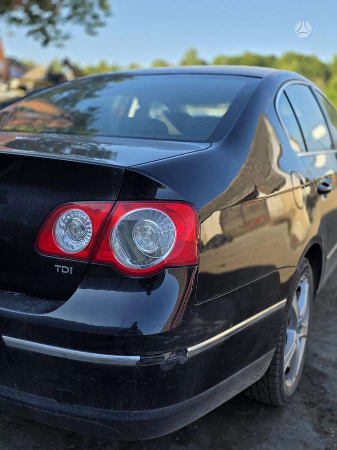 Volkswagen Passat for parts