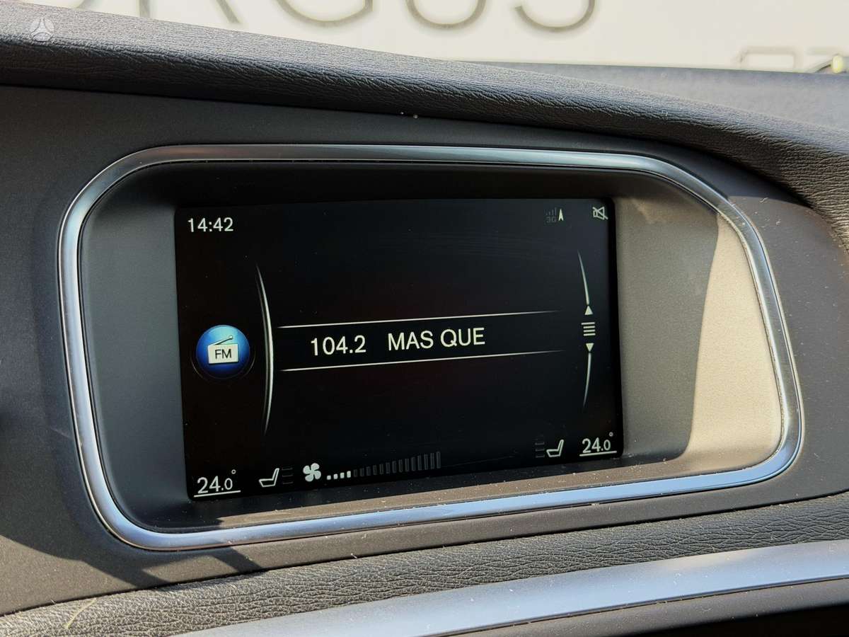 Volvo V40, 2.0 l., hatchback