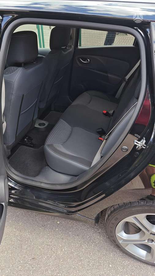 Renault Clio - 6