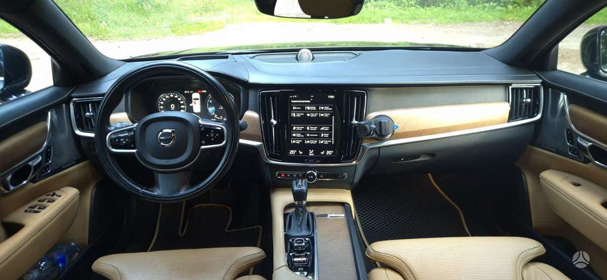 Volvo S90, 2.0 l., Седан