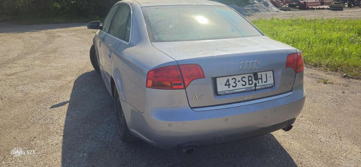 Audi A4, 2.0 l., Седан
