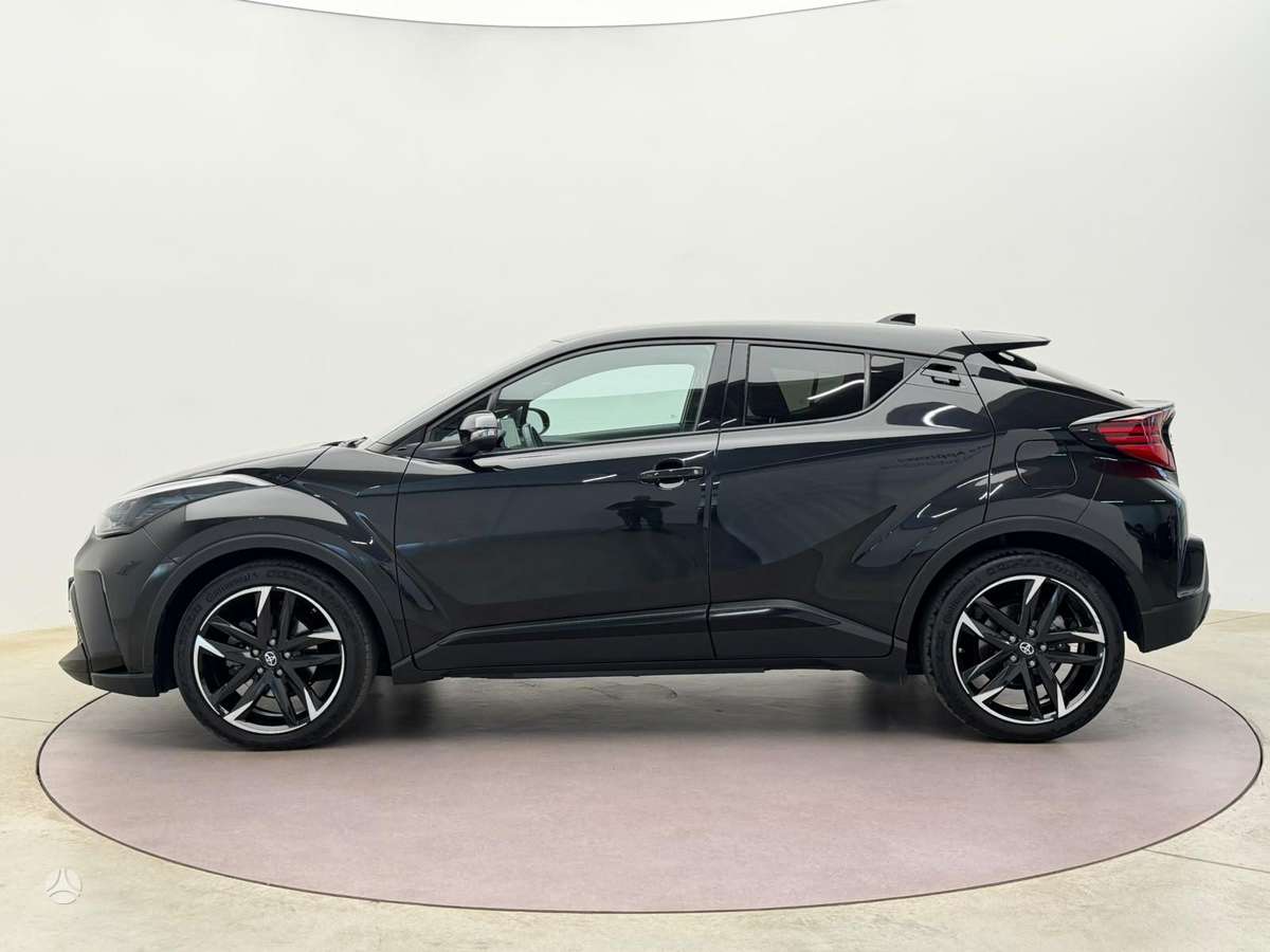 Toyota C-HR - 5