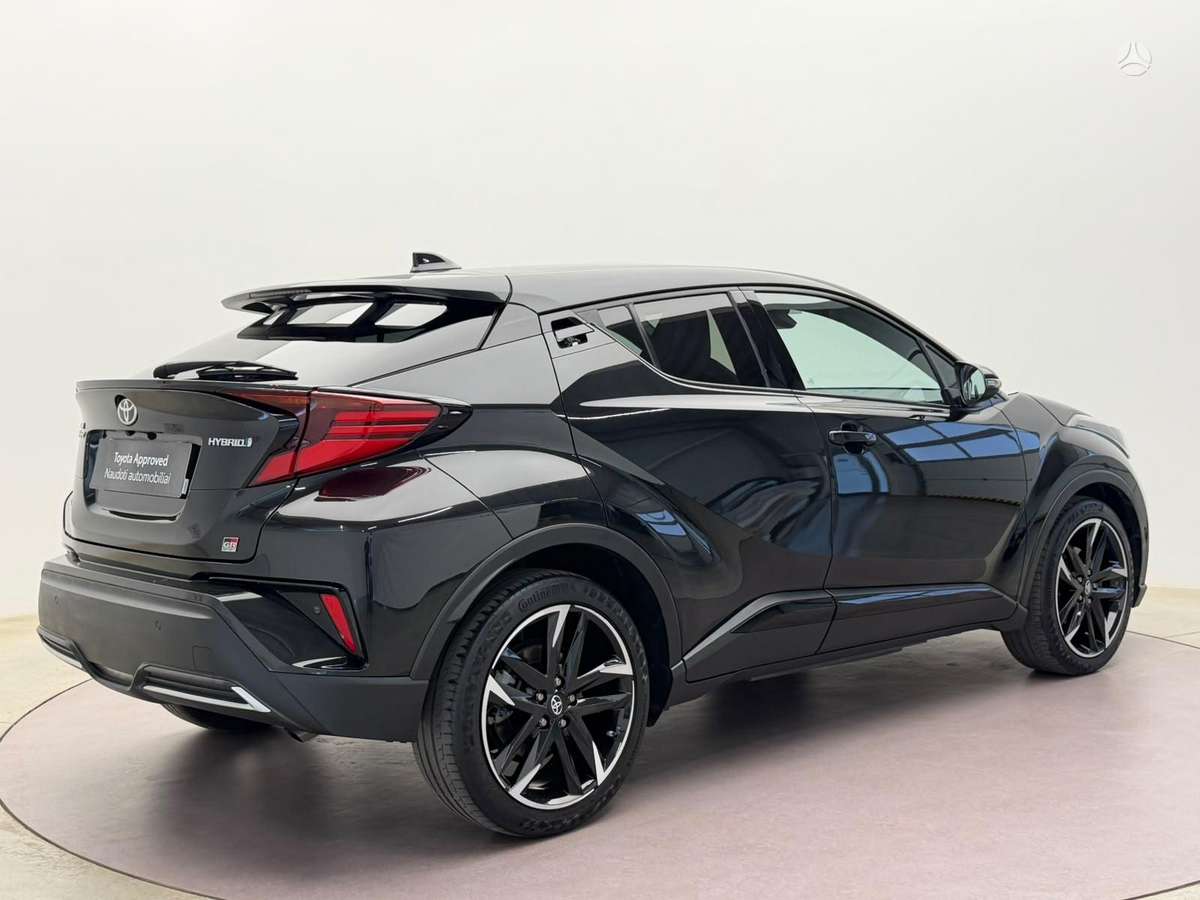Toyota C-HR - 8