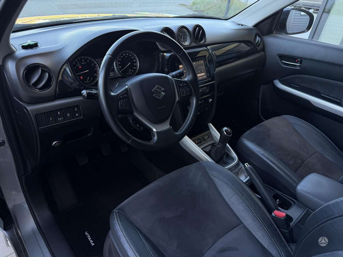 Suzuki Vitara - 7