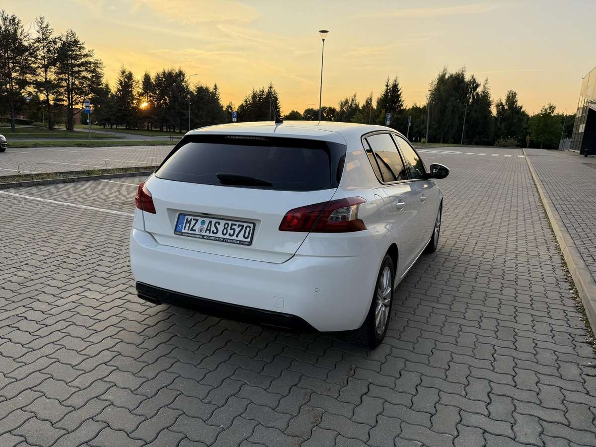 Peugeot 308 - 3