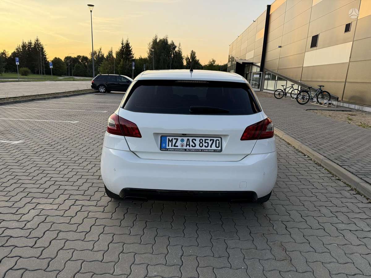 Peugeot 308 - 10