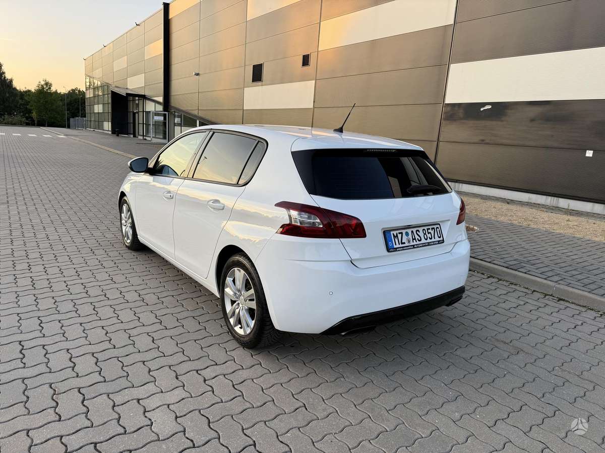 Peugeot 308 - 7