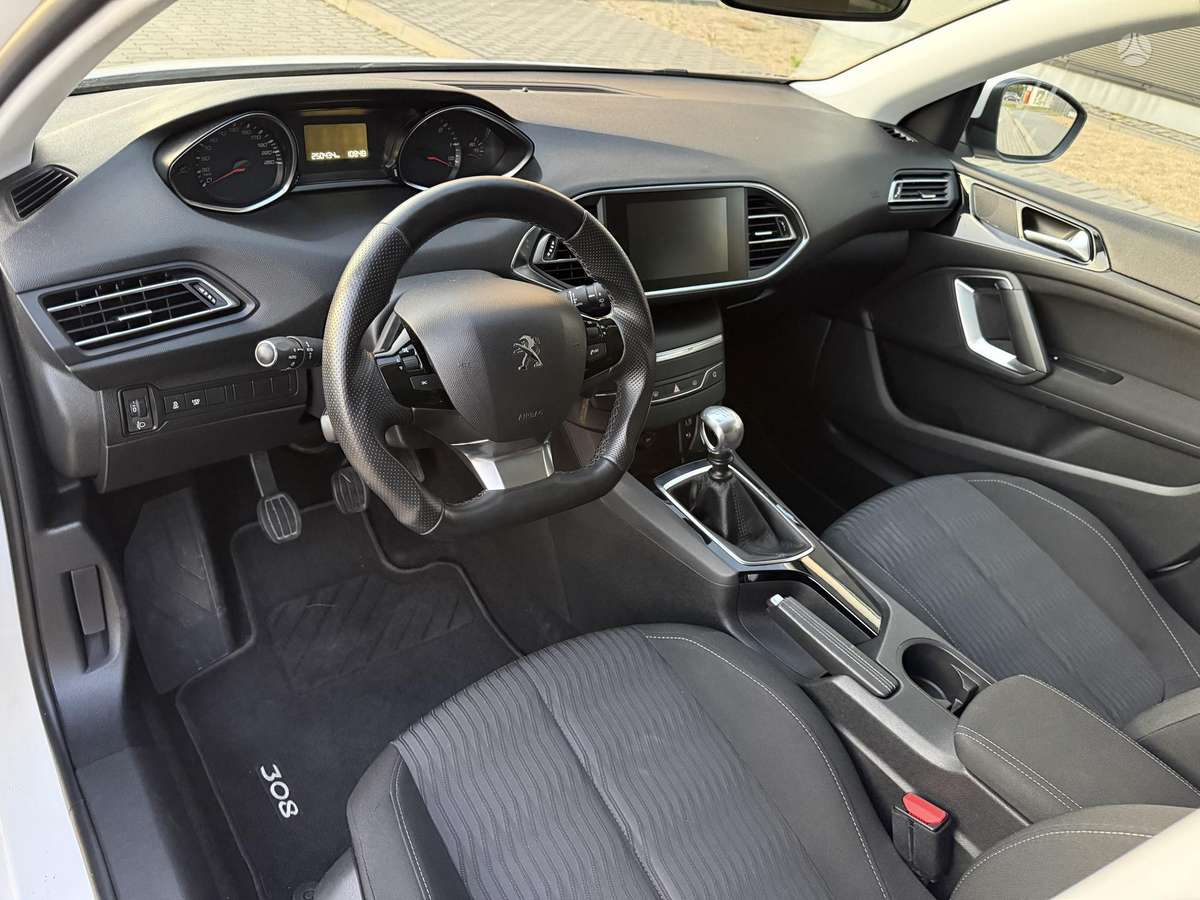 Peugeot 308 - 12