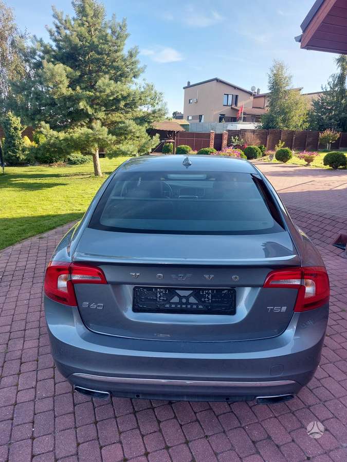 Volvo S60 - 6