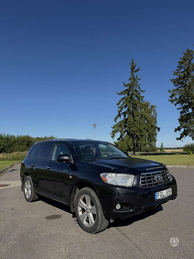 Toyota Highlander - 1