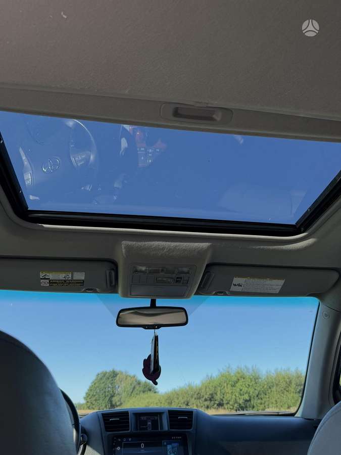 Toyota Highlander - 11