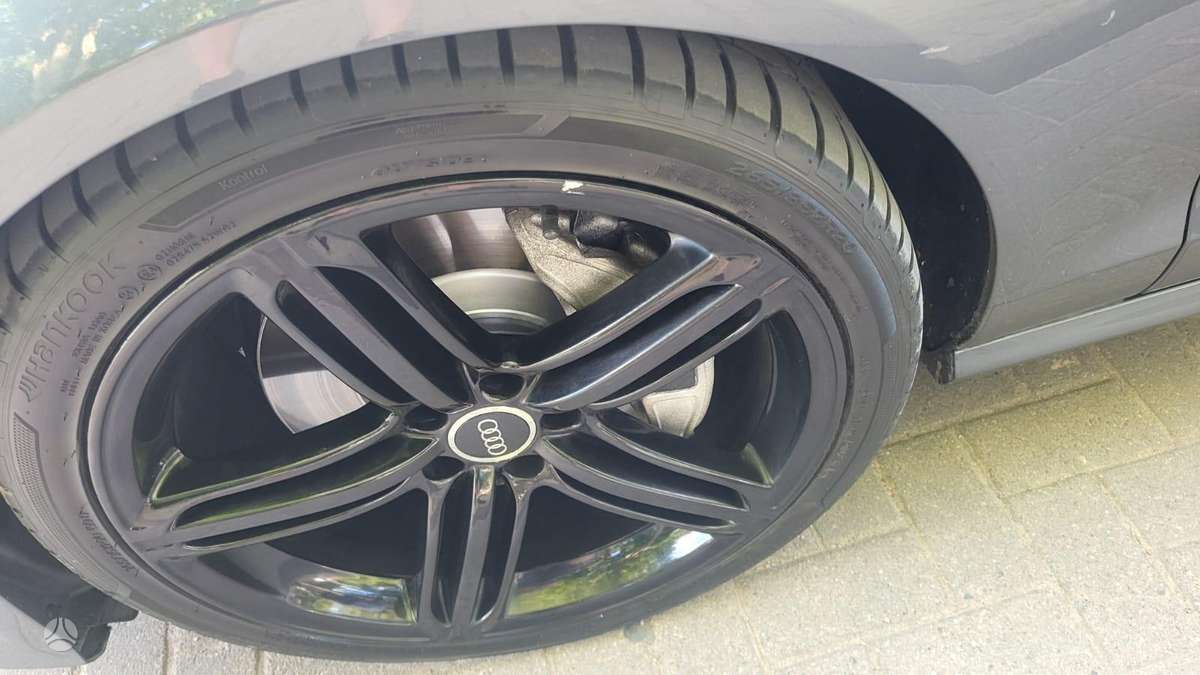 Audi A6, 3.0 l., universalas