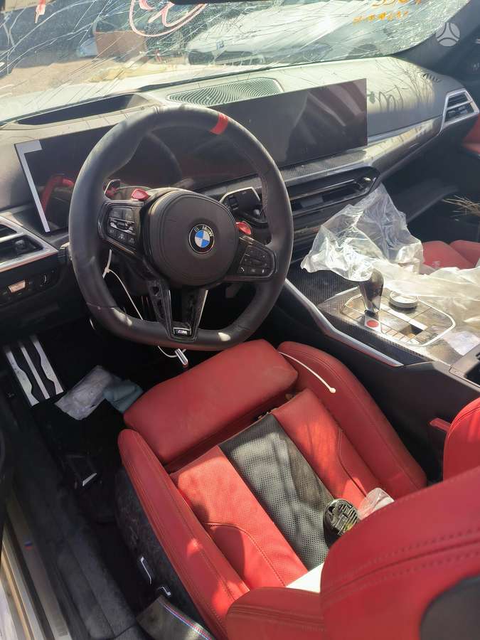 BMW M3 kėbulo dalys
