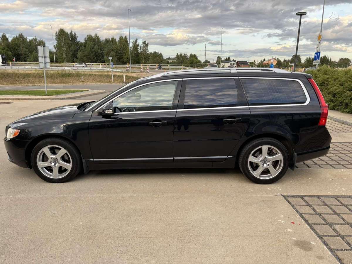 Volvo V70, 2.4 l., Универсал