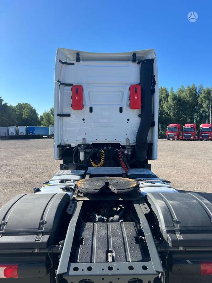 Mercedes-Benz Actros 1845, double sleeper