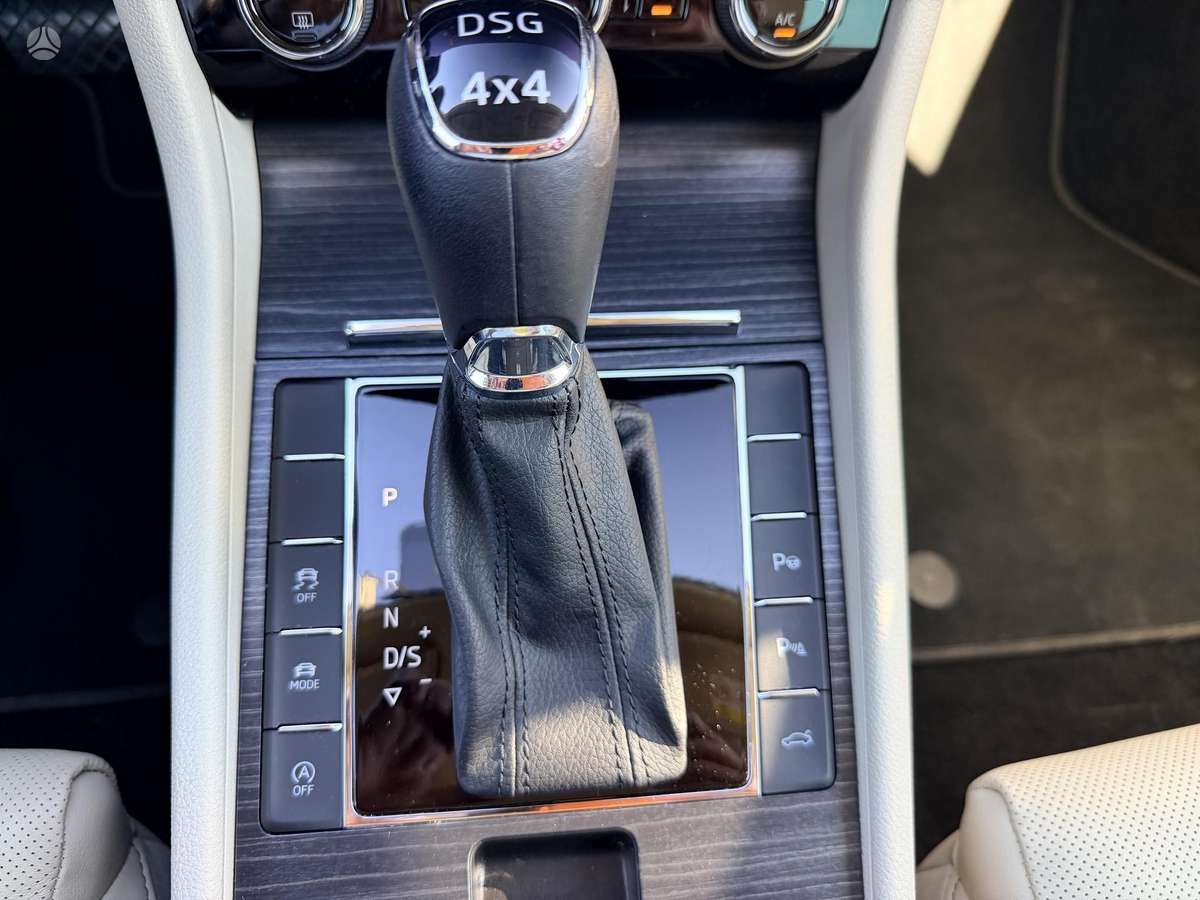 Skoda Superb, 2.0 l., Универсал