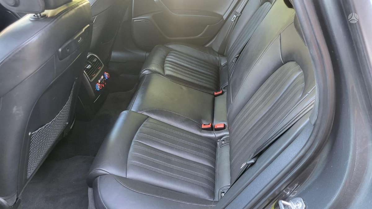 Audi A6, 3.0 l., universalas