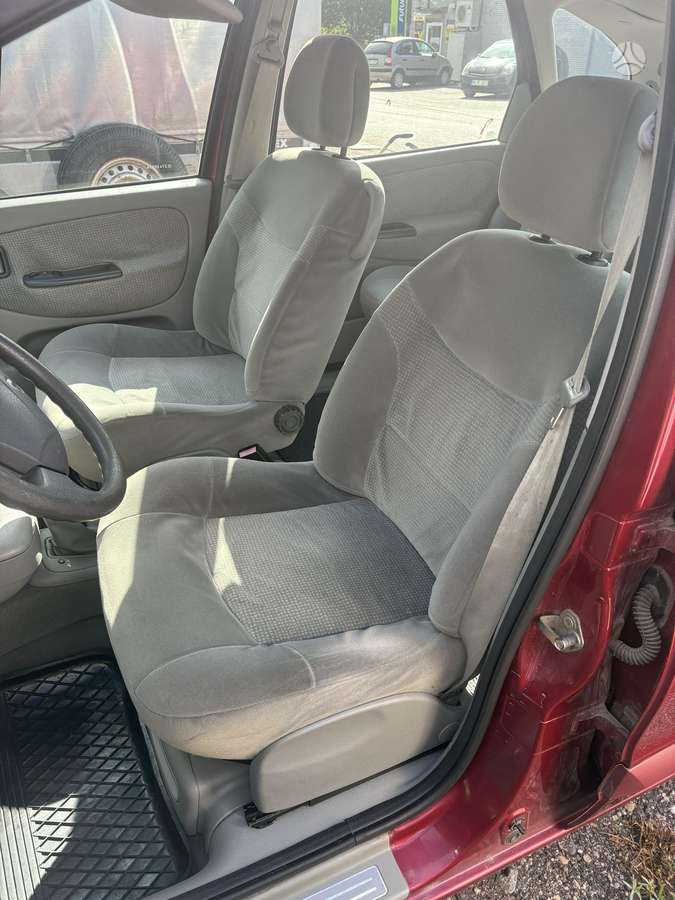 Renault Scenic - 7