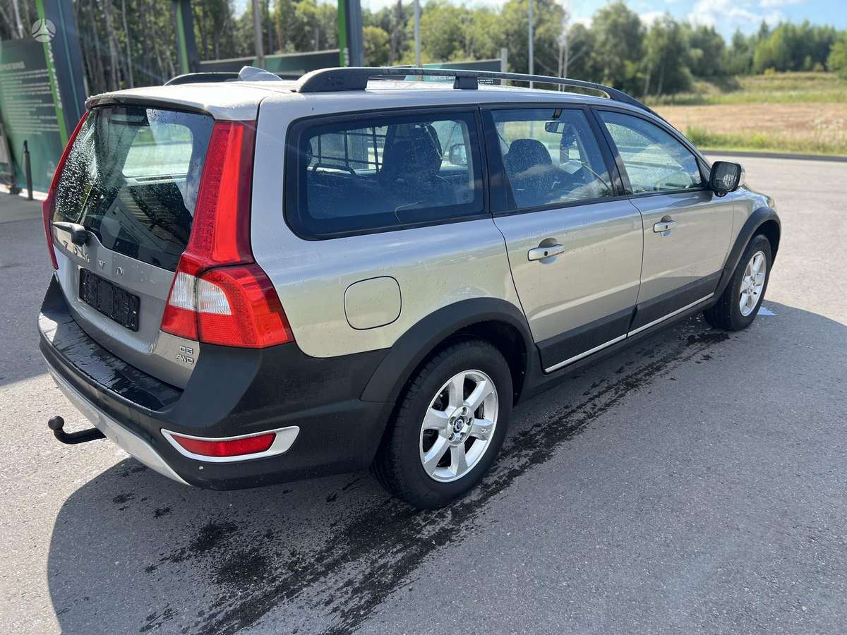 Volvo XC70, 2.4 l., Универсал