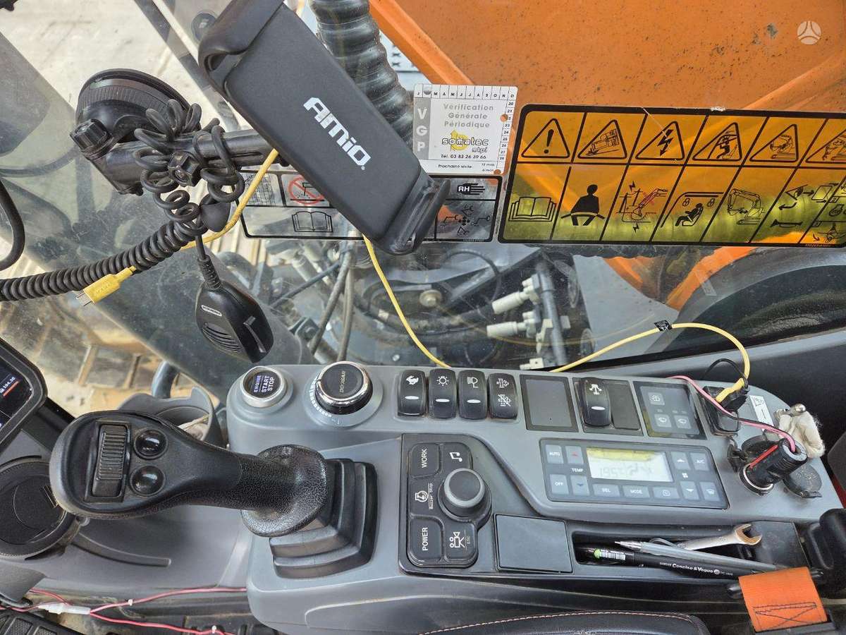 DEVELON DX225LC-7X, excavator