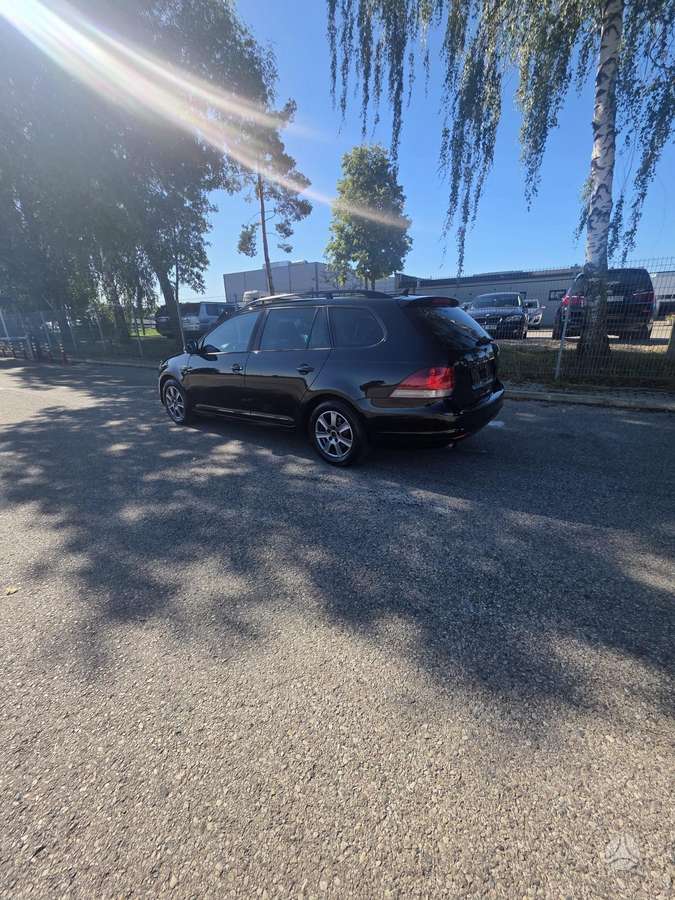 Volkswagen Golf, 1.6 l., Универсал