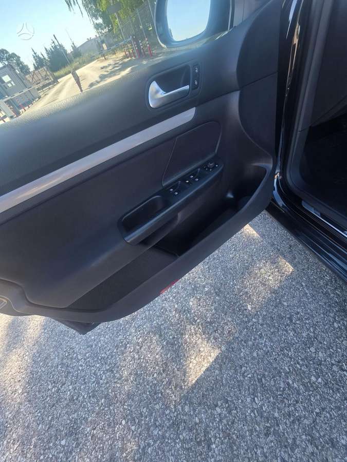 Volkswagen Golf, 1.6 l., Универсал