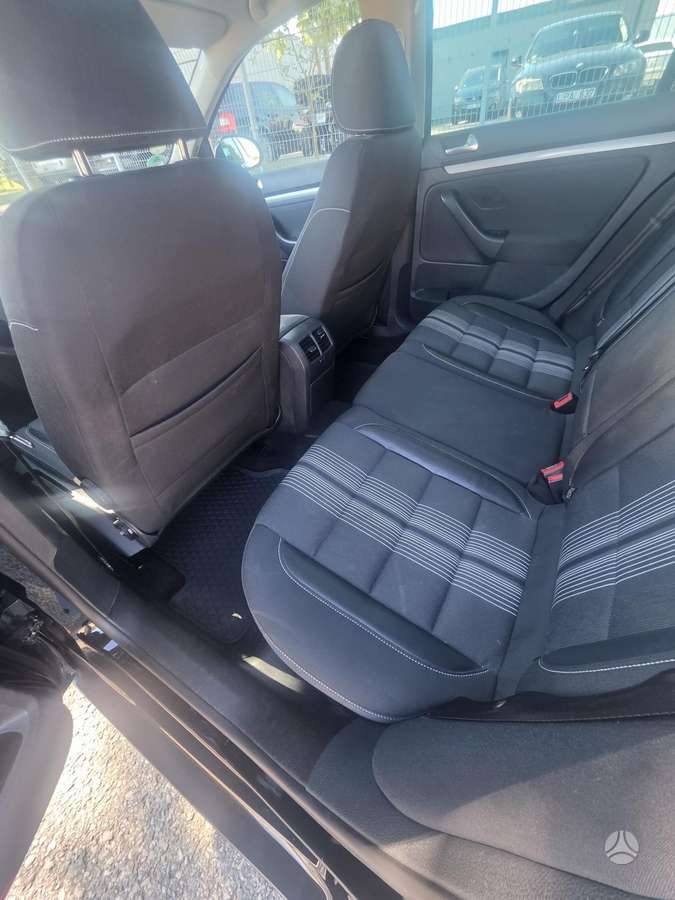 Volkswagen Golf, 1.6 l., Универсал