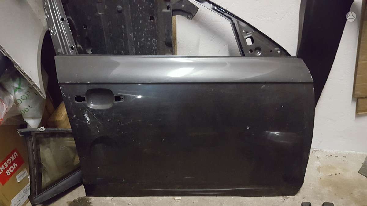 Audi A4 durvis