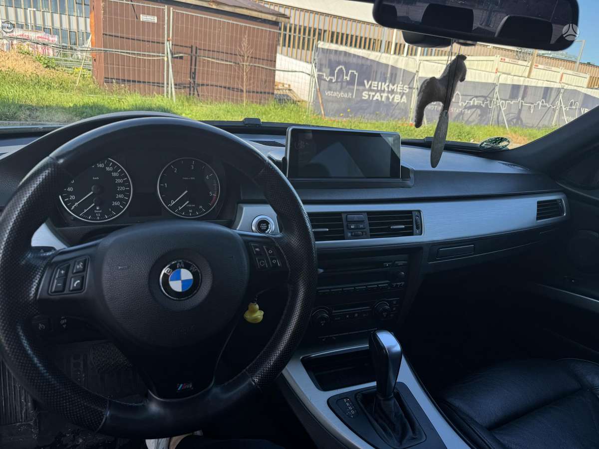 BMW 320, 2.0 l., Седан