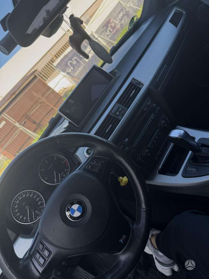 BMW 320, 2.0 l., Седан