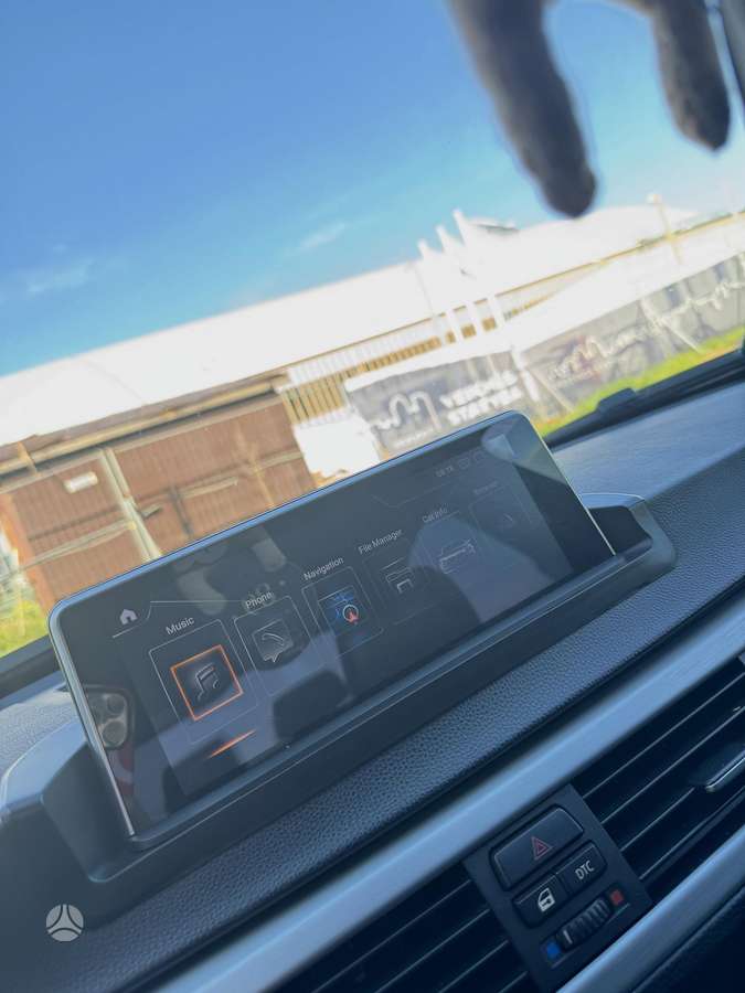 BMW 320, 2.0 l., Седан