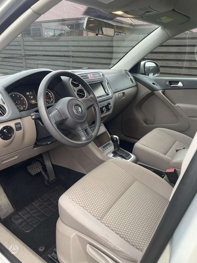 Volkswagen Tiguan - 3