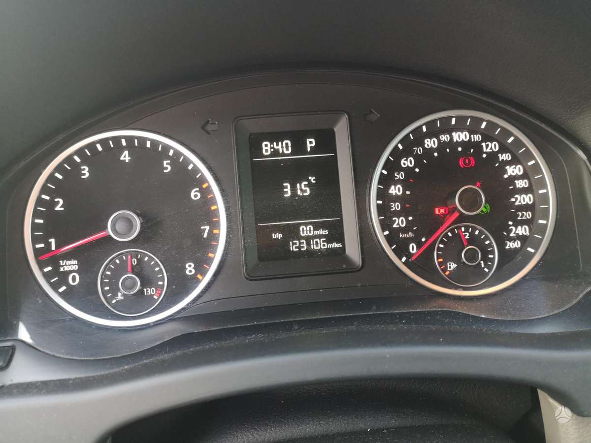 Volkswagen Tiguan - 4