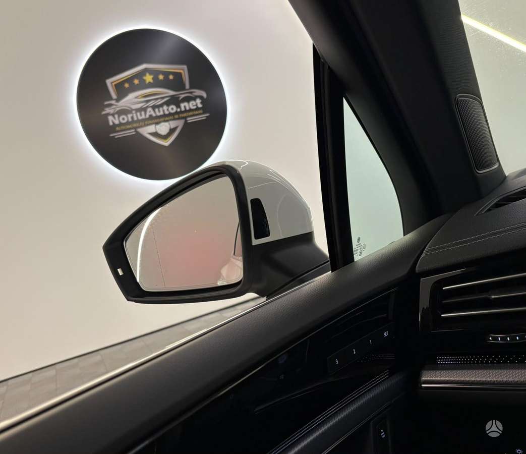 Volkswagen Touareg - 8