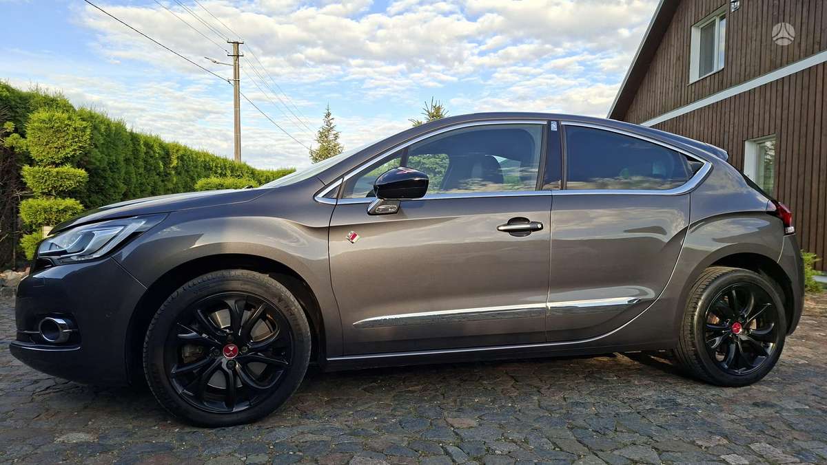 Citroen DS4, 1.6 l., hatchback