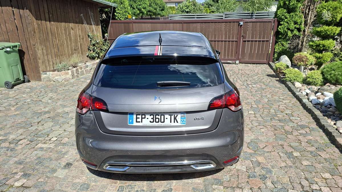 Citroen DS4, 1.6 l., hatchback