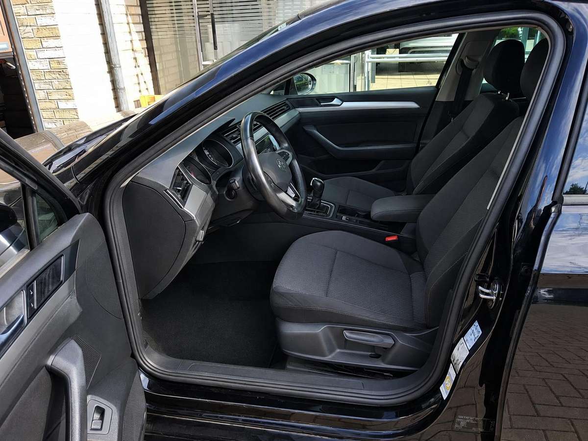 Volkswagen Passat, 2.0 l., Универсал