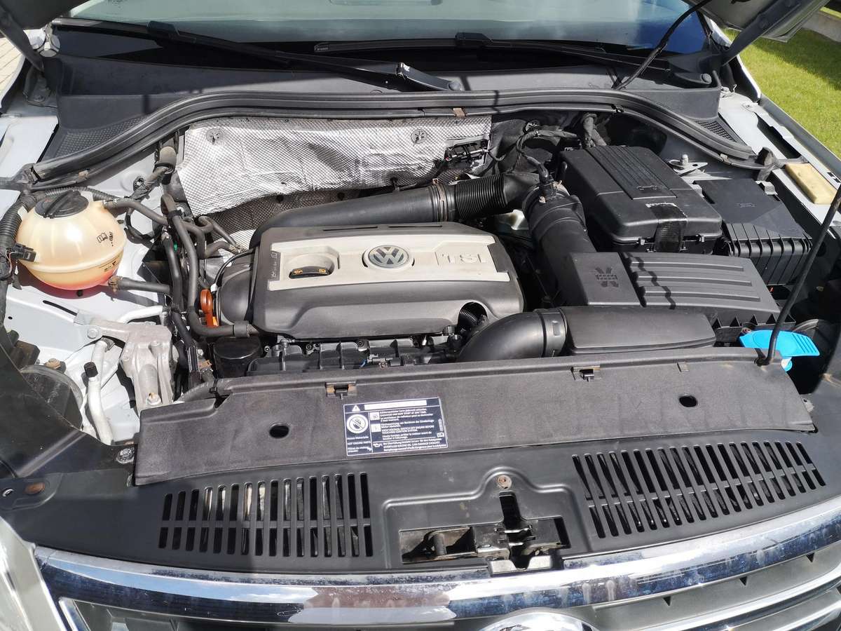 Volkswagen Tiguan - 6