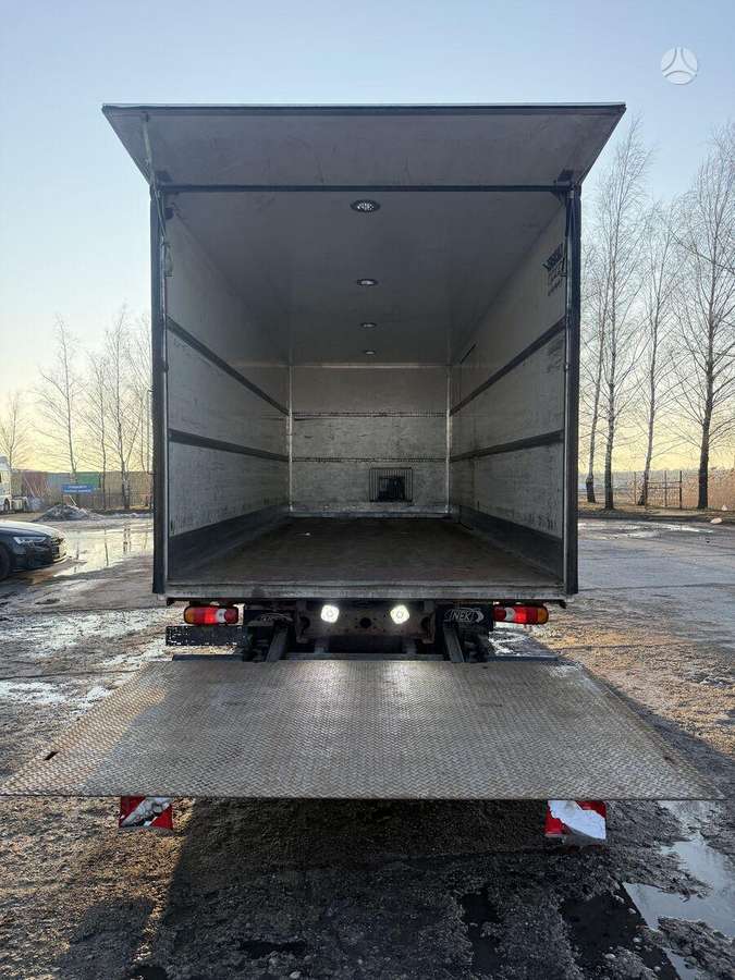 DAF LF 45.220, isothermal trucks
