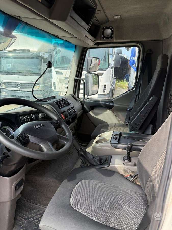 DAF LF 45.220, isothermal trucks