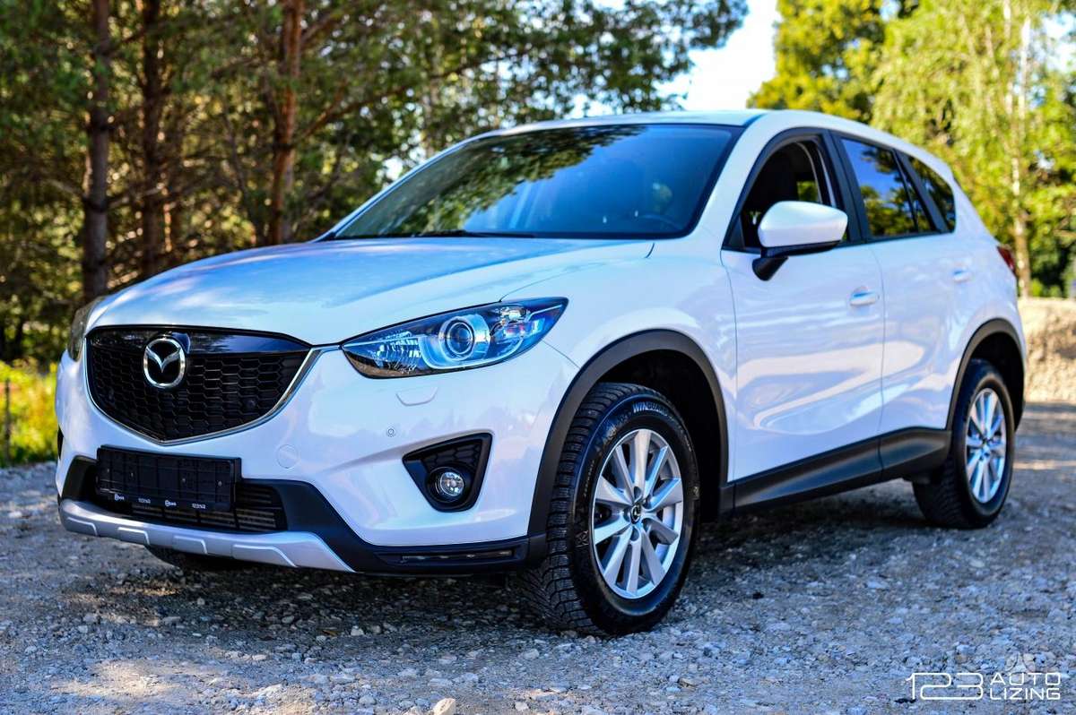 Mazda CX-5, 2.2 l., off-road / crossover