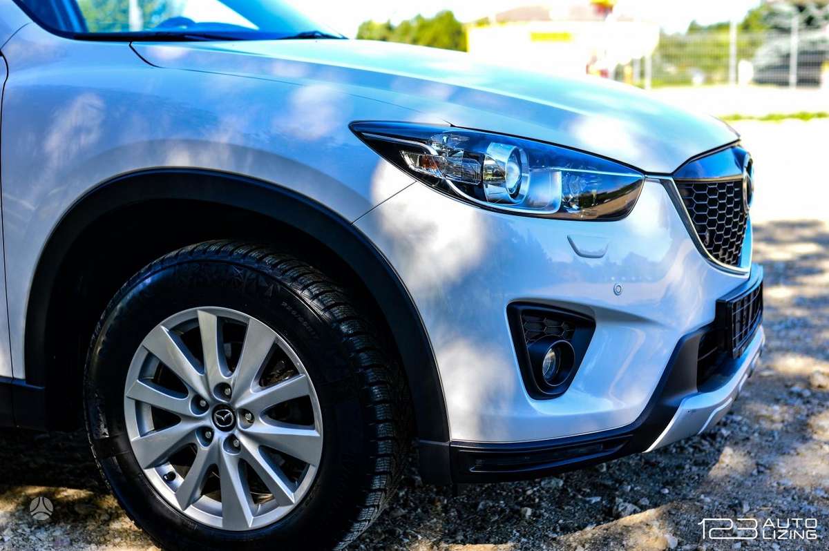 Mazda CX-5, 2.2 l., off-road / crossover