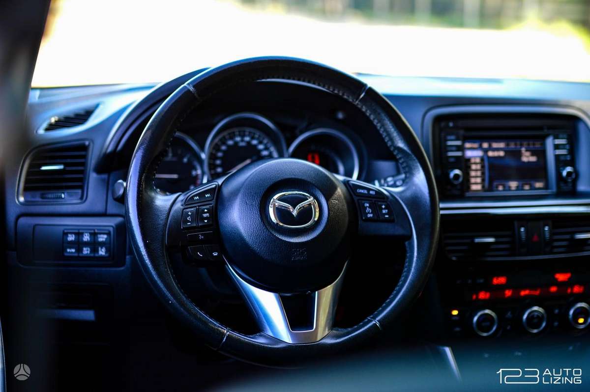 Mazda CX-5, 2.2 l., off-road / crossover