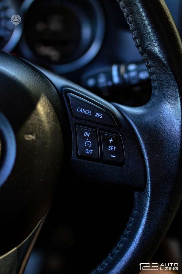 Mazda CX-5, 2.2 l., off-road / crossover